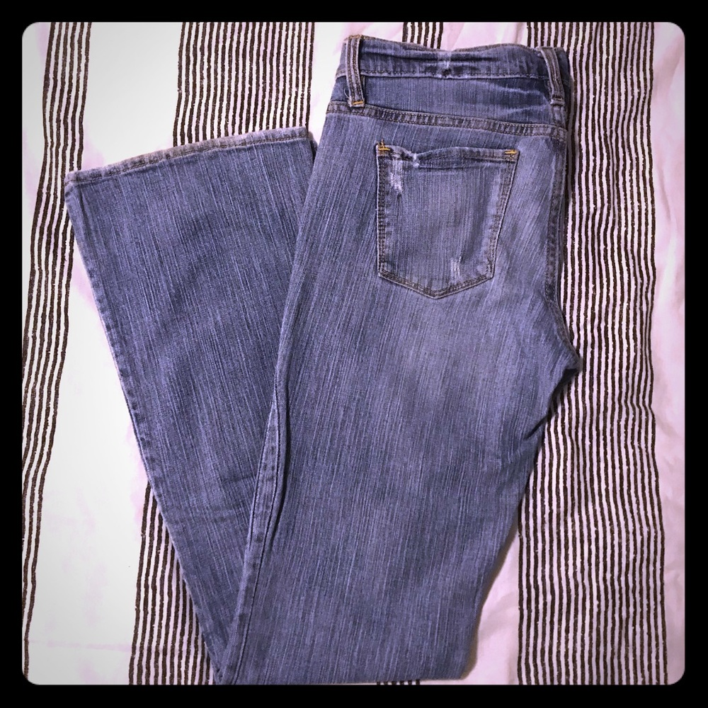 Old Navy Women’s Flare Leg Jeans